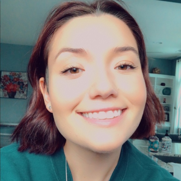 Profile Picture of Montana Bonaiuto (@m_bonaiuto) on Poshmark