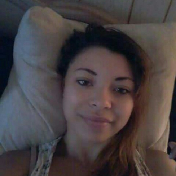 Profile Picture of Parisa Dupon (@risafir) on Poshmark