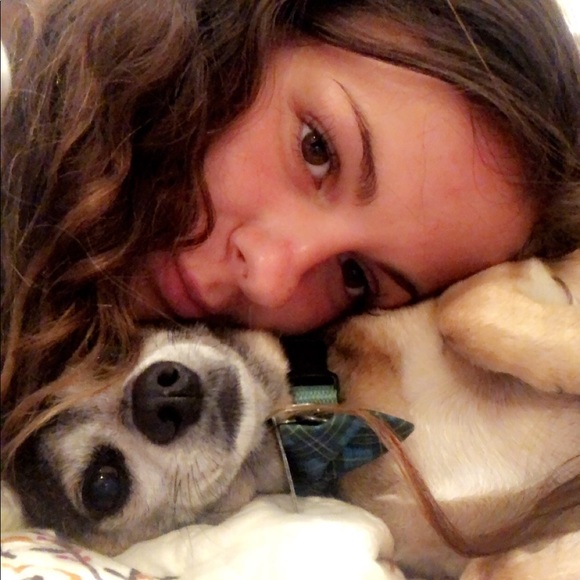 Profile Picture of Iona Craig (@ionacraig) on Poshmark