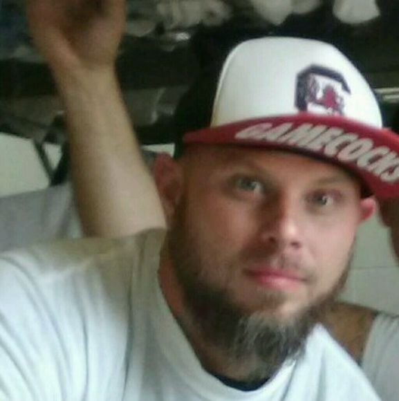 Profile Picture of Jason Ellison (@jasonwellison) on Poshmark