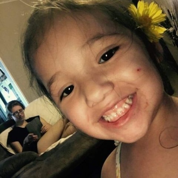 Profile Picture of Wilma Murrow (@wilmamurrow88) on Poshmark