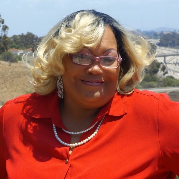 Profile Picture of A. Walker (@quitestorm67) on Poshmark