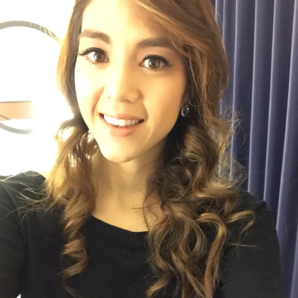 Profile Picture of Diana Kommer (@dianako89) on Poshmark