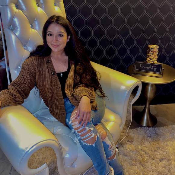 Profile Picture of Norrissa Chitica (@norrissachitica) on Poshmark