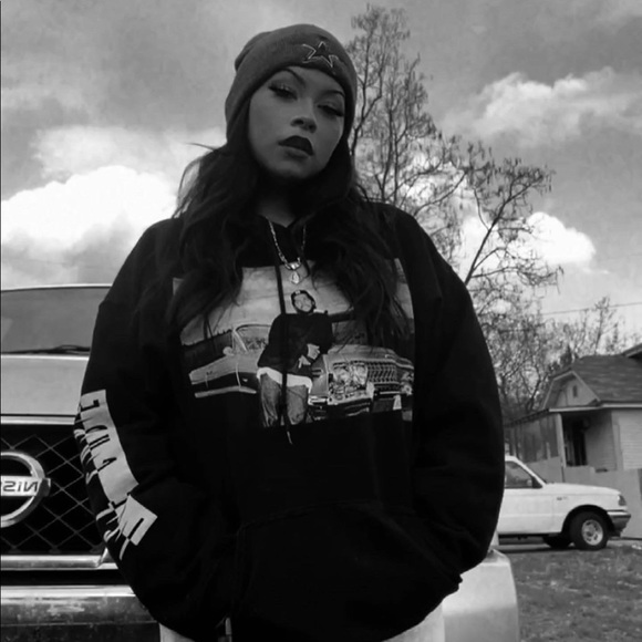 Profile Picture of Glendi Luna (@lunaa_og) on Poshmark