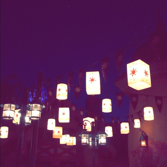 Profile Picture of Carleigh Hesser (@carleighlh) on Poshmark