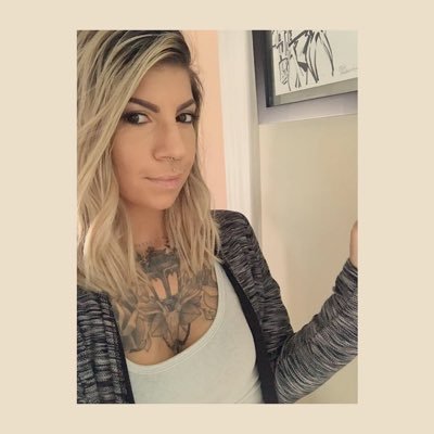 Profile Photo of Amanda Arcuri (@amandarcuri) on Twitter