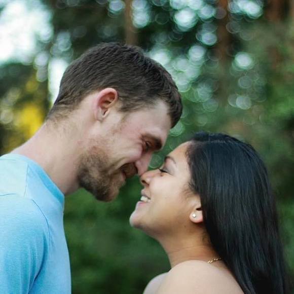 Profile Picture of Andrea Vandewater (@andrea_mi2ms) on Poshmark