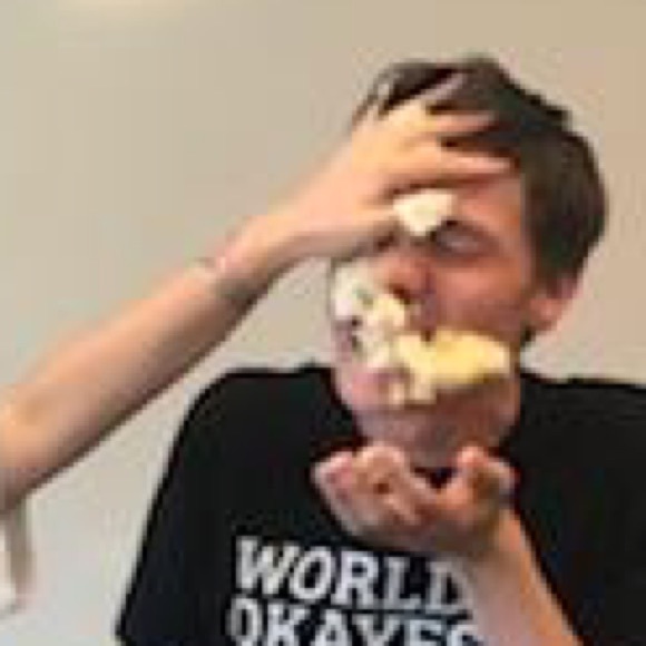 Profile Picture of Andrew Brumley (@andrewbrumley) on Poshmark