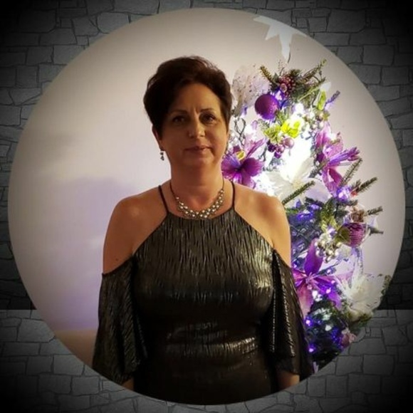 Profile Picture of Alicja Malczyk (@alicemal) on Poshmark