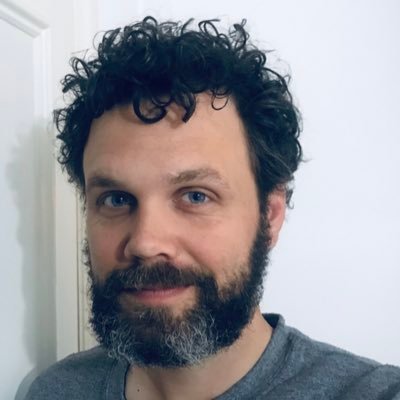 Profile Picture of Simon Mitchell (@perilsofbirding) on Twitter