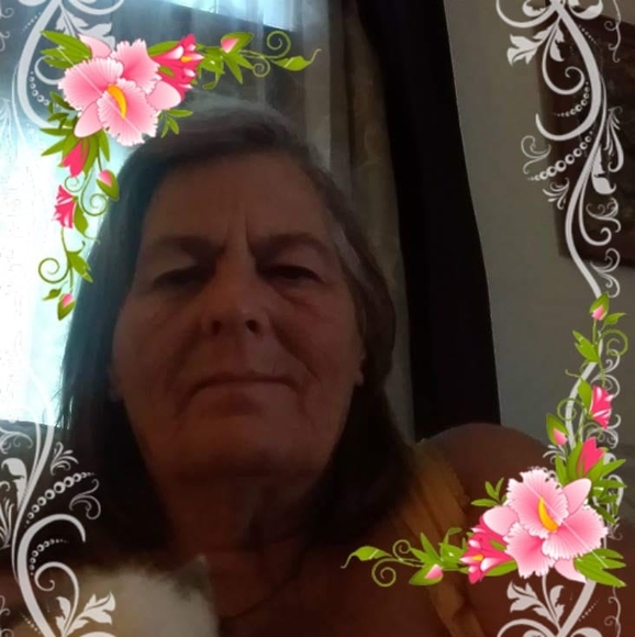 Profile Picture of Marchelle Hoey (@blueladyhoey) on Poshmark