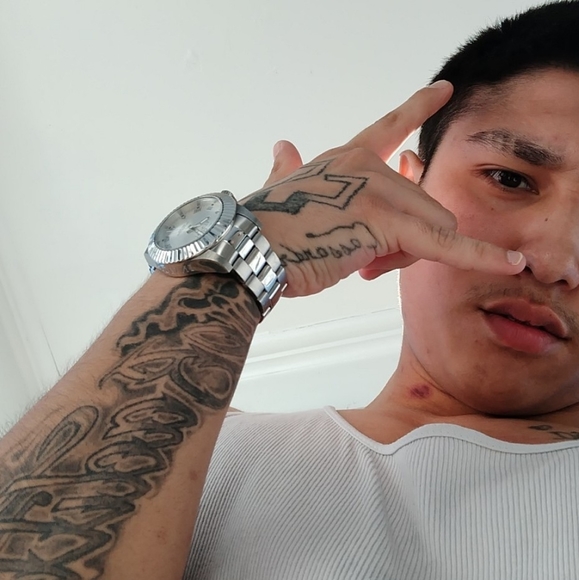 Profile Picture of Samuel Badillo (@youngstr4l03) on Poshmark