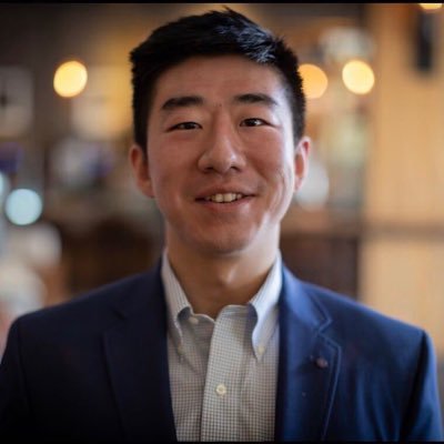 Profile Picture of  📈 Lawrence Dong (@Lawwrrrrr) on Twitter