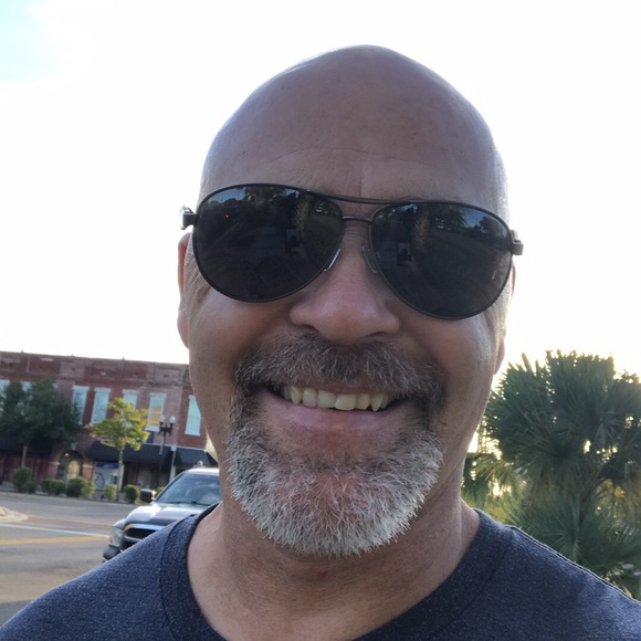 Profile Picture of Michael Parker (@mparker70683) on Poshmark