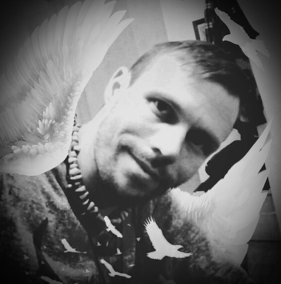 Profile Picture of Michael Ard (@plaztikjesus) on Poshmark