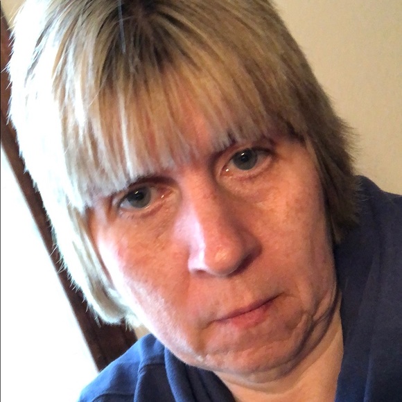 Profile Picture of Jeannine Bivens (@jeannineb13755) on Poshmark