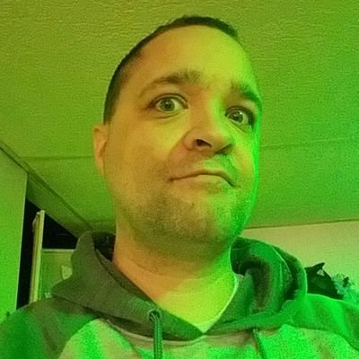 Profile Picture of Dan Cheek (@PuppetMstr) on Twitter