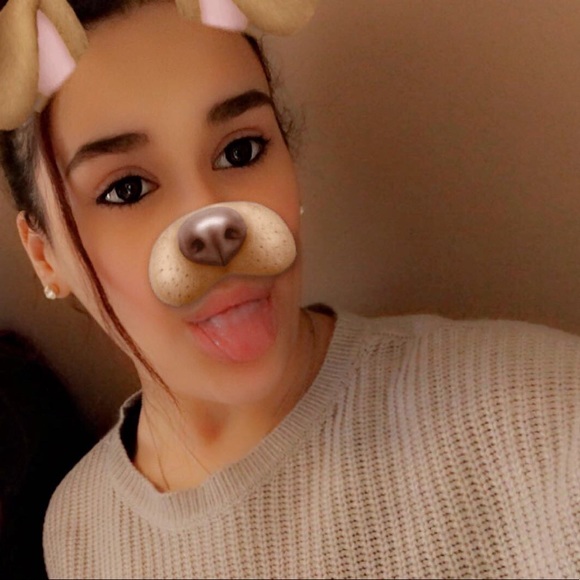 Profile Picture of Bree Scott (@breezy8014) on Poshmark