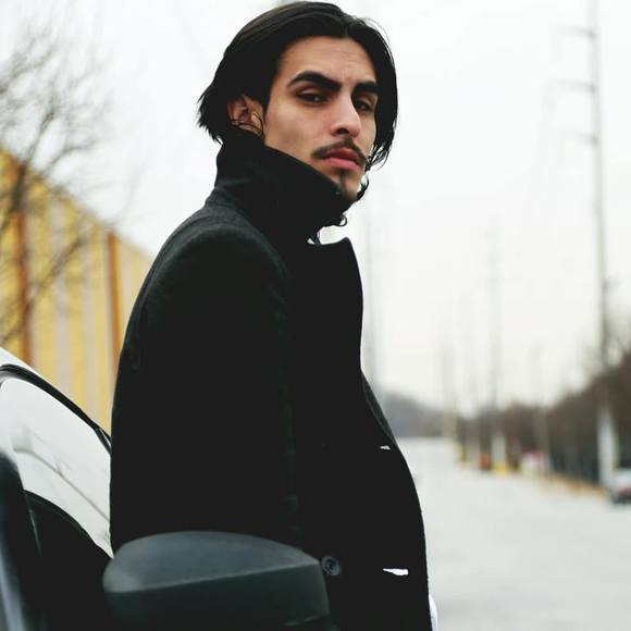 Profile Picture of Jonathan Fritschi (@jonfritschi) on Poshmark