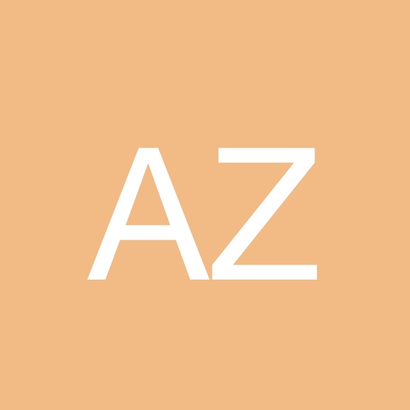 Profile Picture of Alayna Zevallos (@azevallos14) on Poshmark