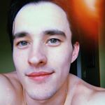 Profile Picture of Curtis Moore (@hensjsbanans) on Instagram