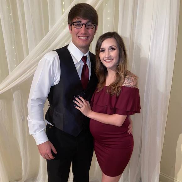 Profile Picture of Jordan Hall (@jhall617) on Poshmark