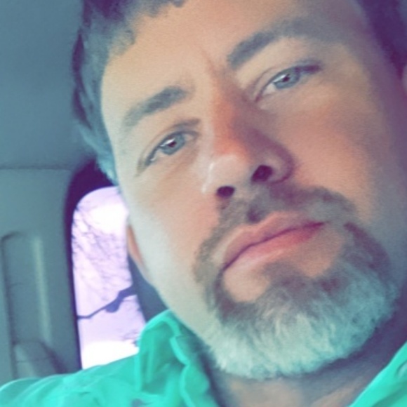Profile Picture of Jason Cowart (@jason_cowart) on Poshmark