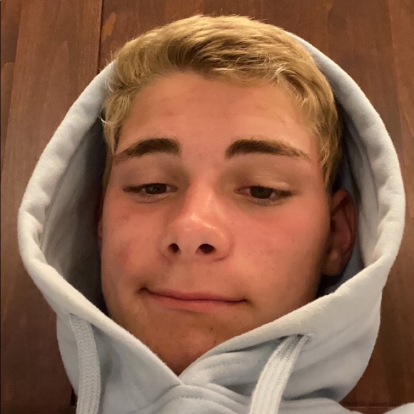 Profile Picture of Colin Klein (@colin_klein) on Poshmark