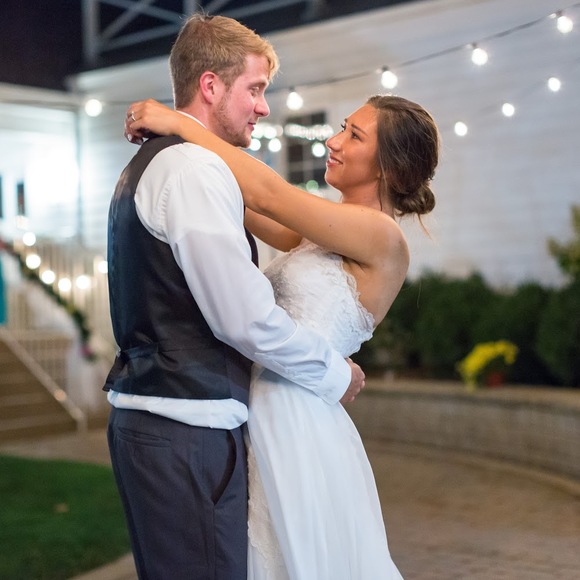 Profile Picture of Jenna Krumpos (@jennakrumpos) on Poshmark