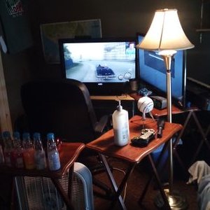 Profile Picture of Gamer Life Gameing (@AdamLogue4) on Twitter