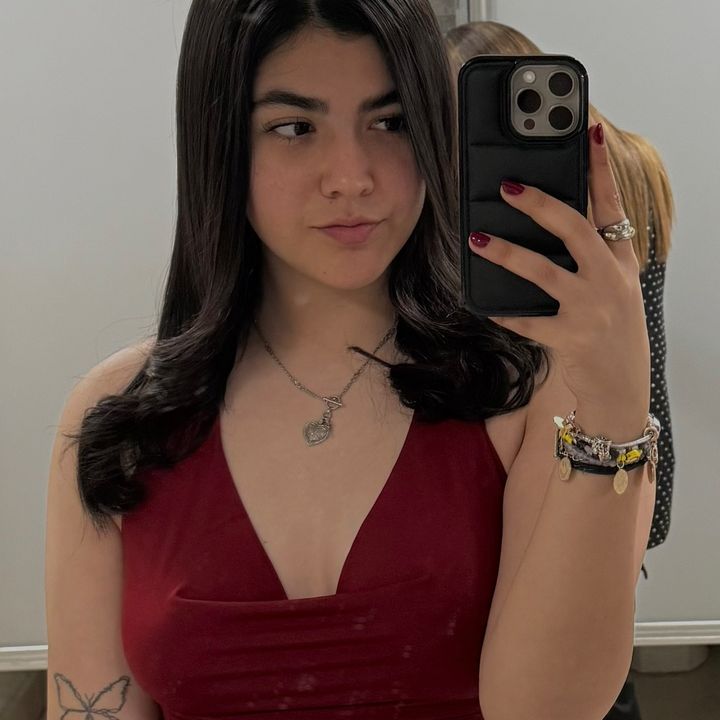 Profile Picture of Mari Ayala (@marianayala3) on Tiktok