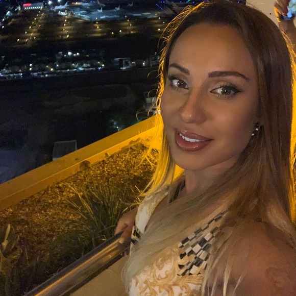 Steff Belova - Poshmark Profile Picture of Steff Belova (@stefka) on Poshmark