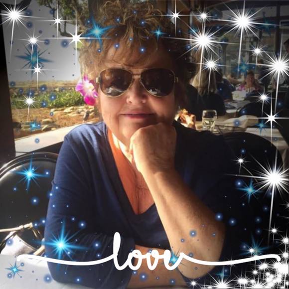 Profile Picture of Toni Vanderwege (@tvanderwege) on Poshmark