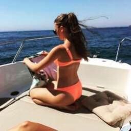 Profile Picture of Lisaaa (@lisawesyy) on Tiktok