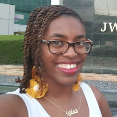 Profile Picture of Ms. LaShari Wright (@Hey_LaShari) on Twitter