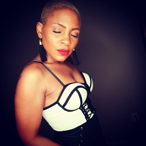 Sherri Prillerman - Poshmark Profile Picture of Sherri Prillerman (@prillerman7) on Poshmark