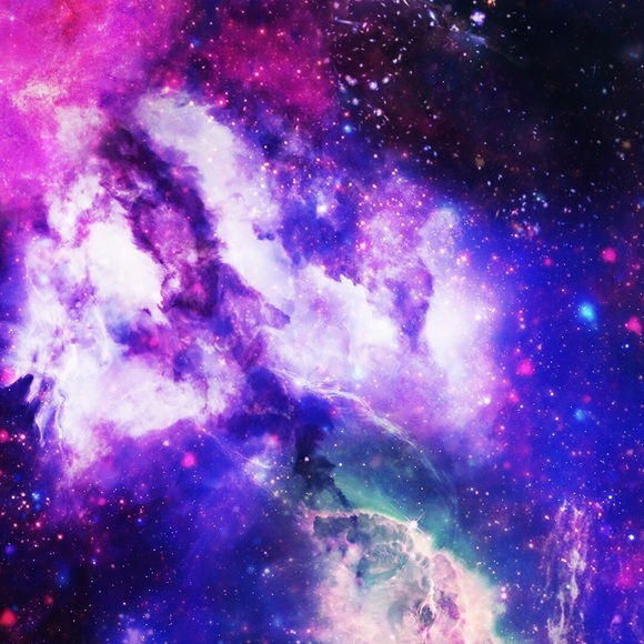 Profile Picture of Tamara Solis (@tamiraa11) on Poshmark