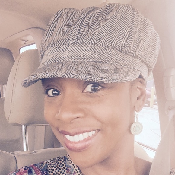 Profile Picture of Natorsha Hambric (@hachie600) on Poshmark