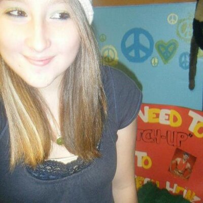 Profile Picture of Kerri Thomas (@KerriFacee12) on Twitter