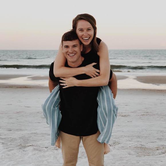 Profile Picture of Brian Pekarek (@brianp1993) on Poshmark