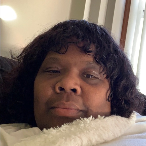 Profile Picture of Joyce Myles (@joymyles66) on Poshmark