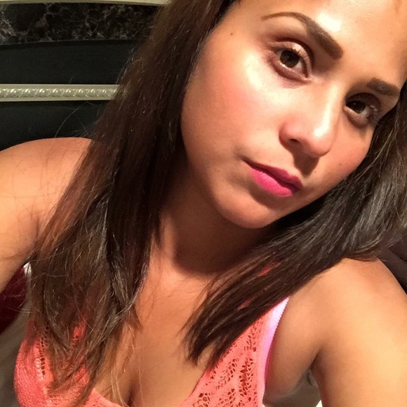 Profile Photo of Maria Licea (@mary0317) on Poshmark