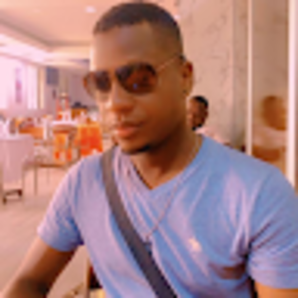 Profile Picture of Hyguerson Anastase (@hyguersona) on Poshmark