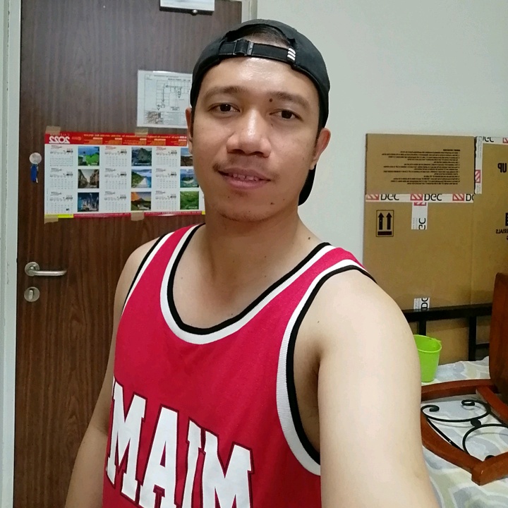 Profile Picture of Jonathan Estabillo T (@jonathan199316) on Tiktok