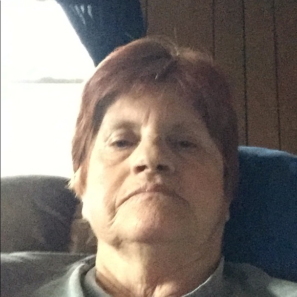 Profile Picture of Kathy Wrzesinski (@kathywrzesinski) on Poshmark