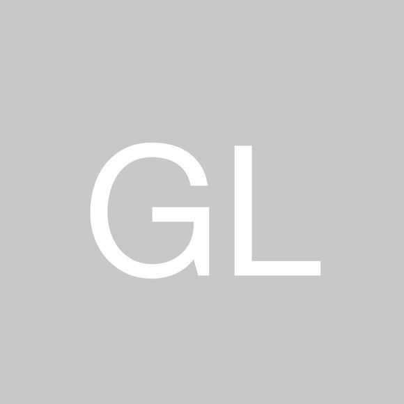 Profile Picture of Geoffrey Lamb (@gwlamb23) on Poshmark