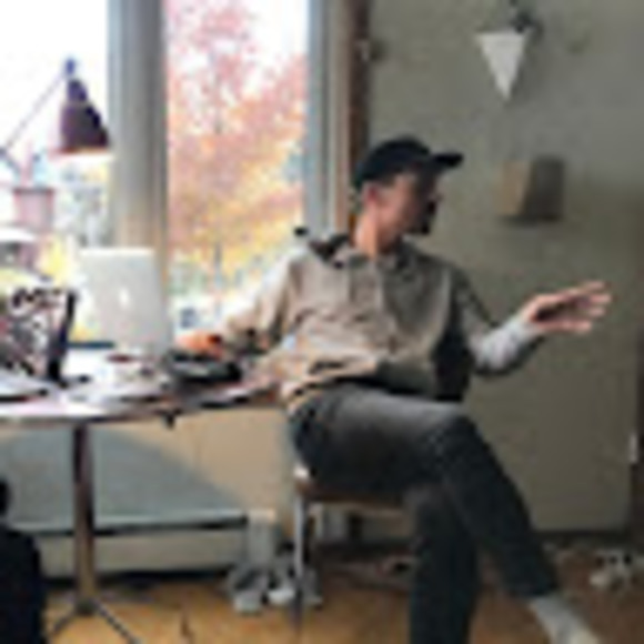 Profile Picture of David Lafontaine (@davidlafontaine) on Poshmark