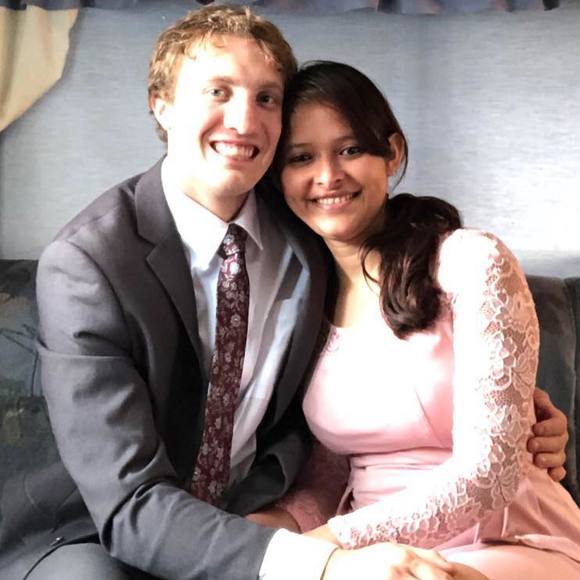 Profile Picture of Eunice Campos (@eunicegarzia327) on Poshmark