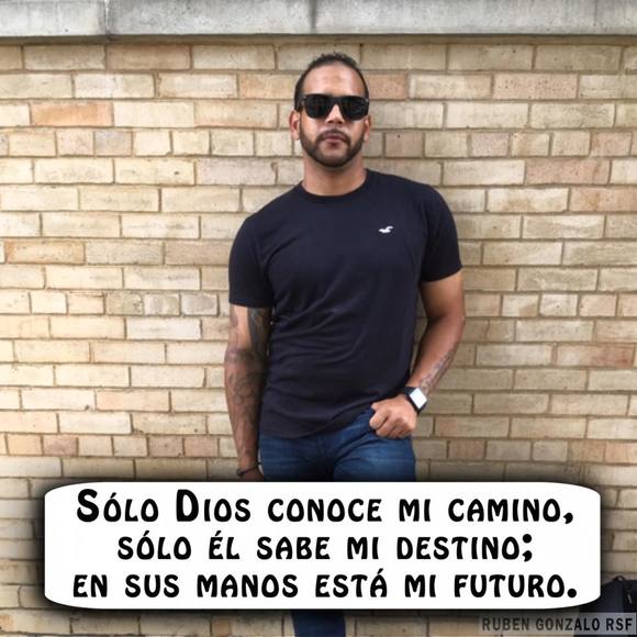 Profile Picture of Jonathan Velazquez (@uricanpapi) on Poshmark